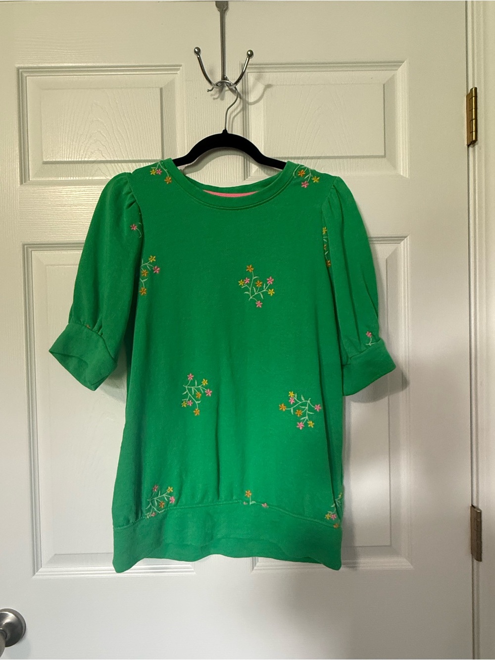 crown & ivy Embroidered Floral Puff Sleeve Sweater- S - Picture 2 of 6
